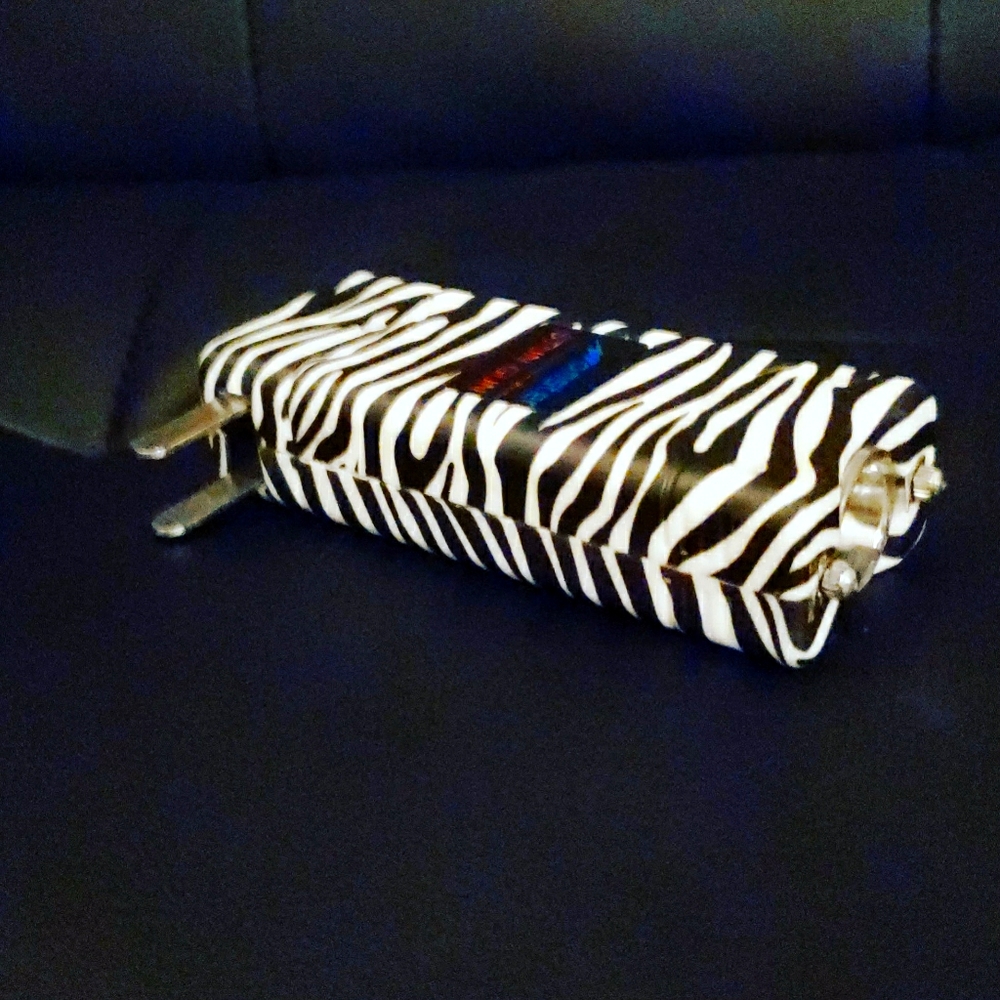 Rechargeable Sting